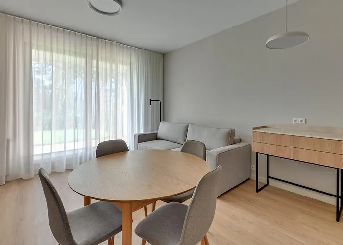 Nadmorski Dwor - Przy Plazy *