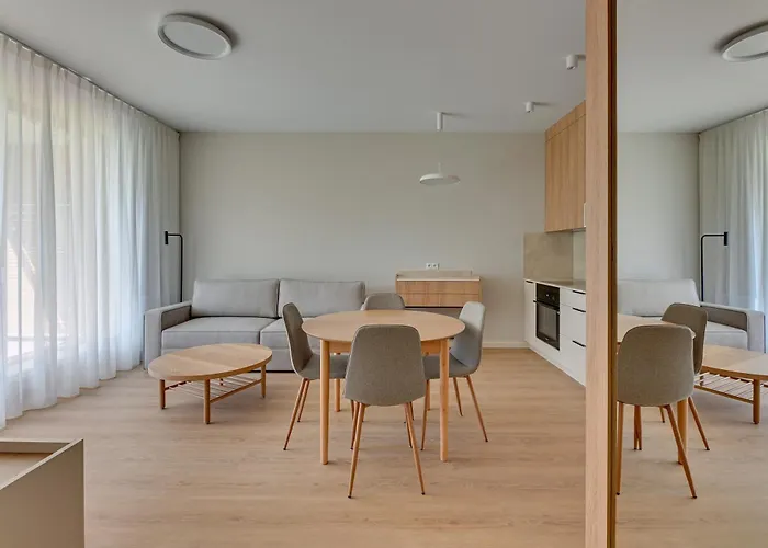 Nadmorski Dwor - Przy Plazy