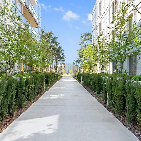 Nadmorski Dwor - Przy Plazy